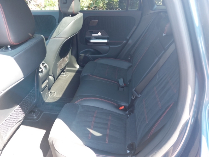 Mercedes-Benz EQA Eqa 250 140Kw Amg Line Premium 70.5Kwh Blue #6