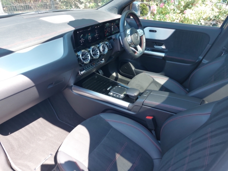Mercedes-Benz EQA Eqa 250 140Kw Amg Line Premium 70.5Kwh Blue #5