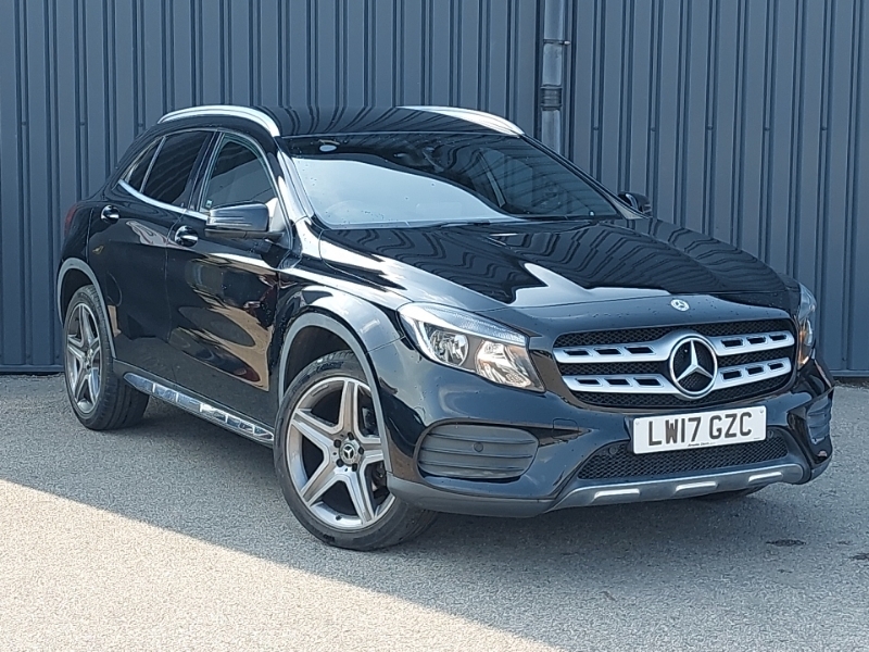 Mercedes-Benz GLA Class Gla 200 Amg Line Black