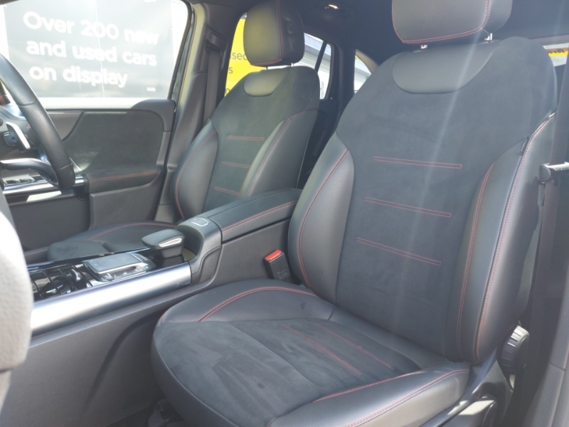 Mercedes-Benz GLA Class Gla 180 Amg Line Executive Black #5