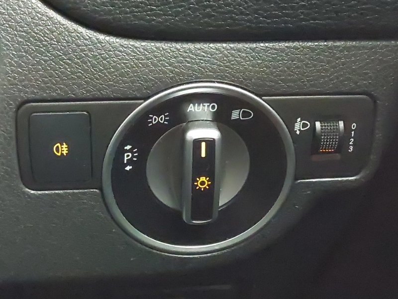 Mercedes-Benz GLA Class Diesel Grey #14