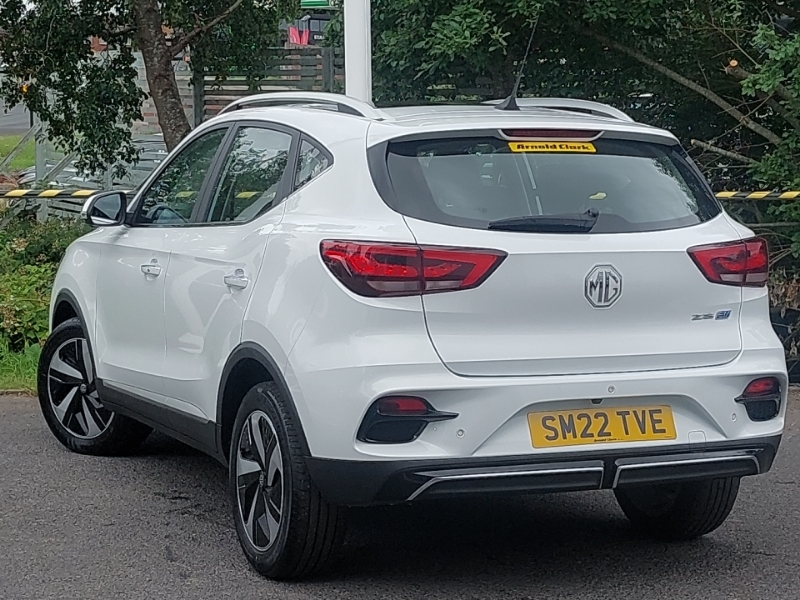 MG ZS 130Kw Trophy Ev 51Kwh White #2