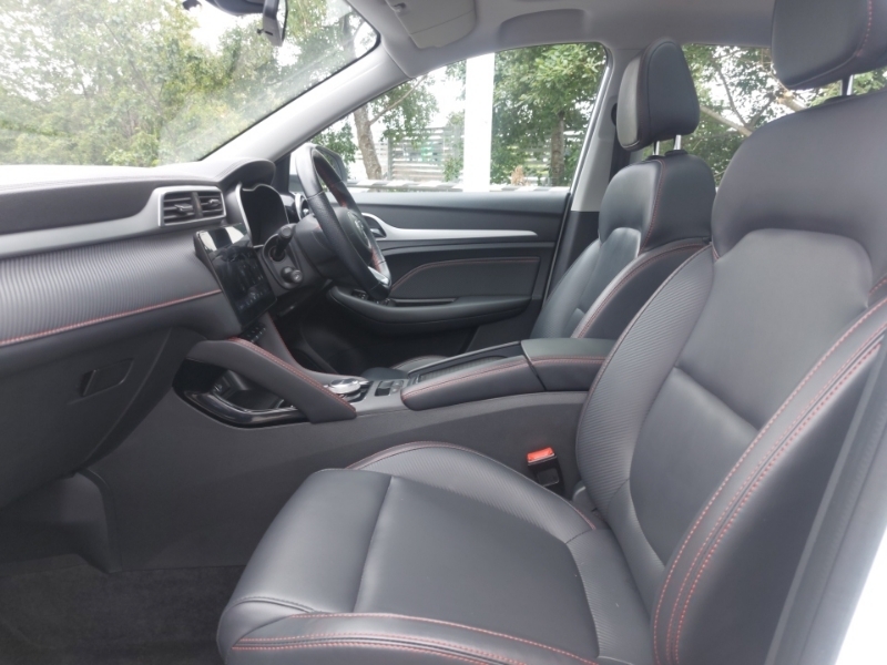 MG ZS 130Kw Trophy Ev 51Kwh White #5