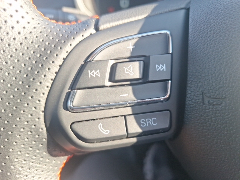MG ZS Excite Vti-tech Silver #13