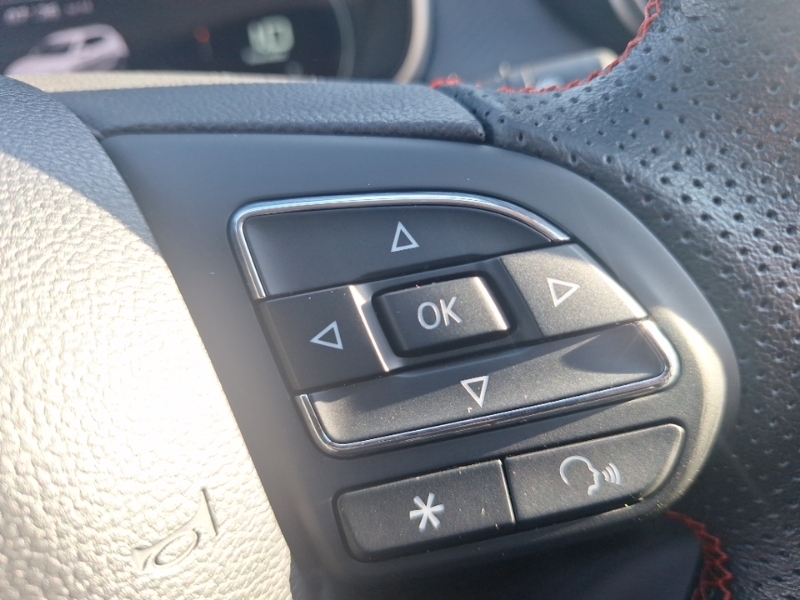 MG ZS Excite Vti-tech Silver #12