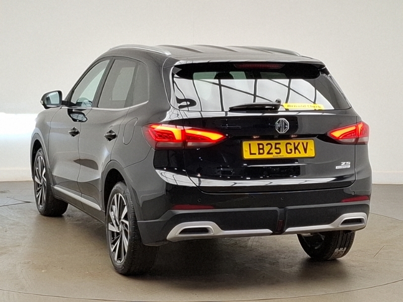 MG ZS 1.5 Hybrid Trophy Black #2