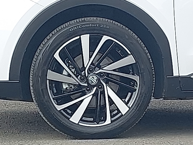 MG ZS Se Ev Silver #18