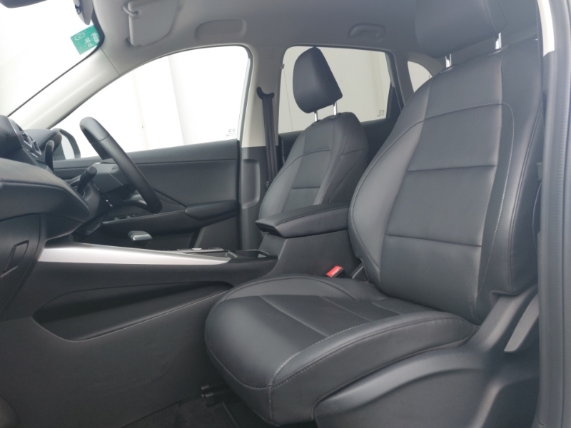 MG ZS 1.5 Hybrid Trophy White #5