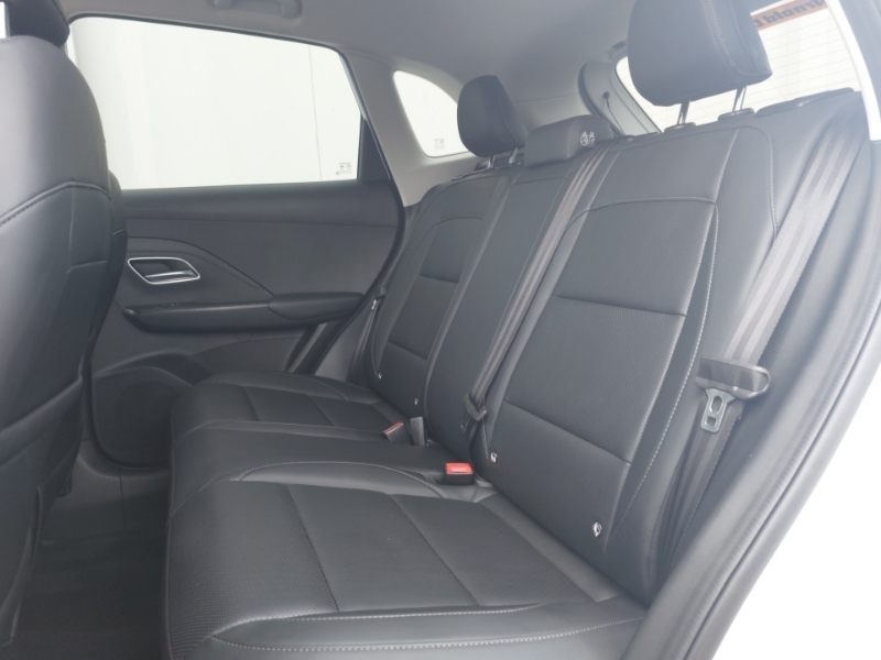 MG ZS 1.5 Hybrid Trophy White #6