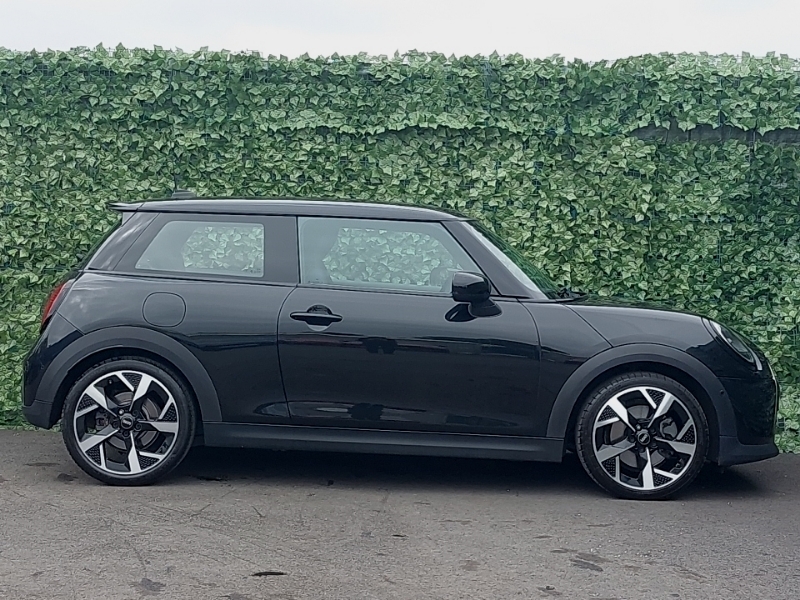 Mini Hatch 2.0 S Exclusive Black #3
