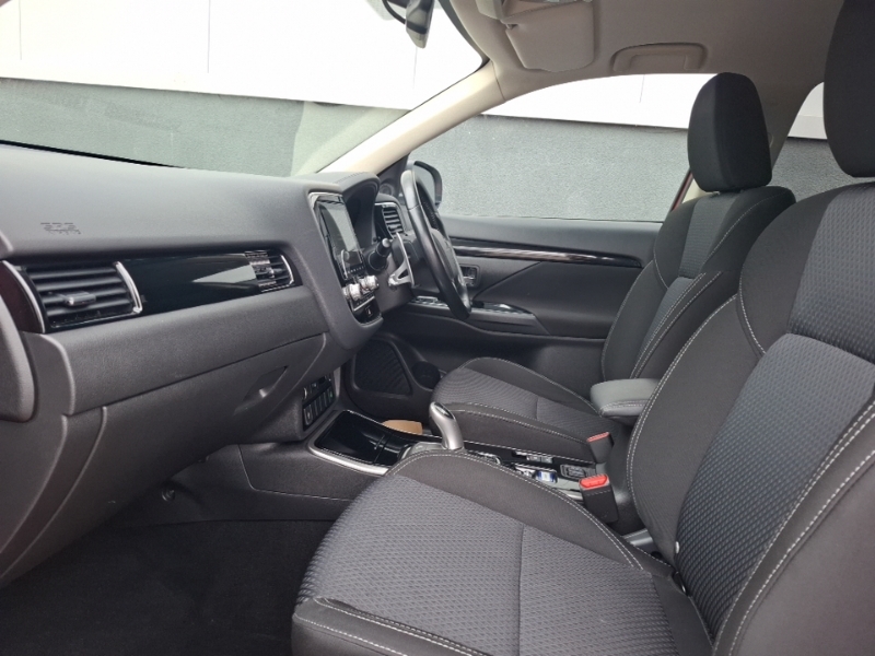 Mitsubishi Outlander 2.4 Phev Design Red #5