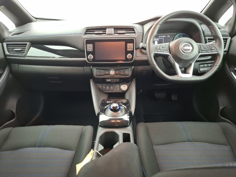 Nissan Leaf 110Kw N-connecta 39Kwh Grey #3