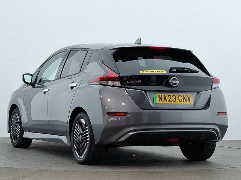 Nissan Leaf 110Kw N-connecta 39Kwh Grey #2