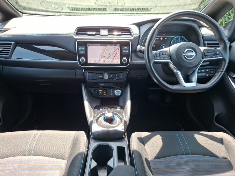 Nissan Leaf 160Kw E N-connecta 59Kwh Blue #3