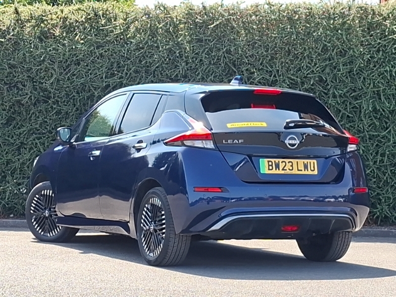 Nissan Leaf 160Kw E N-connecta 59Kwh Blue #2