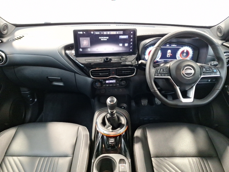 Nissan Juke 1.0 Dig-t Tekna SM25OBZ Black #3