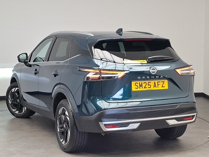 Nissan Qashqai 1.3 Dig-t Mh N-connecta SM25AFZ Green #2