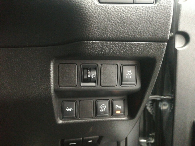 Nissan Qashqai Dci Tekna U703 Ulez Red #16