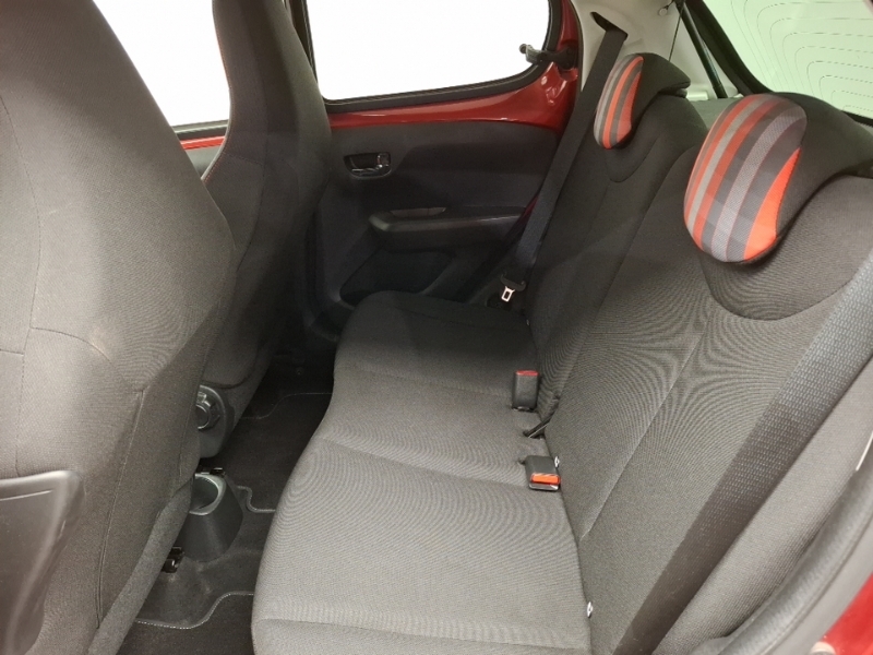 Peugeot 108 1.0 72 Collection Red #6