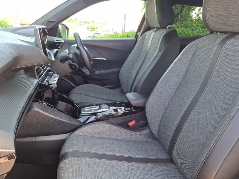 Peugeot e-2008 100Kw Allure 50Kwh EA24CSU Black #5