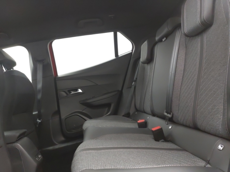 Peugeot 2008 1.2 Hybrid 136 Allure E-dsc6 SJ74YPK Red #6