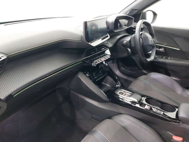 Peugeot e-2008 100Kw Gt 50Kwh Black #5