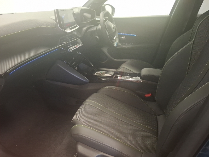 Peugeot e-2008 115Kw Gt 54Kwh Blue #5