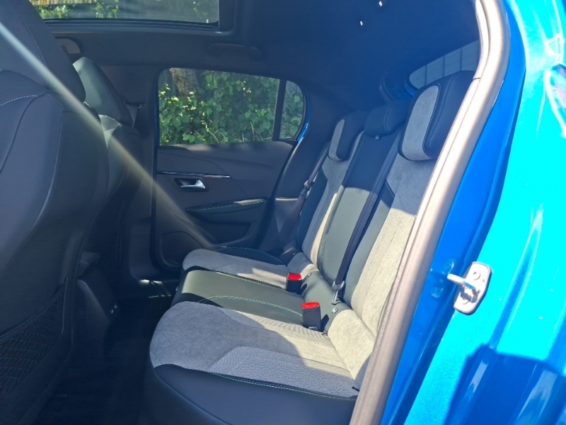 Peugeot e-208 100Kw Gt 50Kwh Blue #6