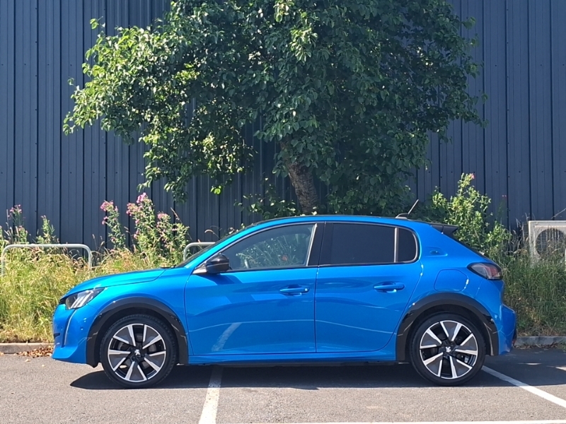 Peugeot e-208 100Kw Gt 50Kwh Blue #4