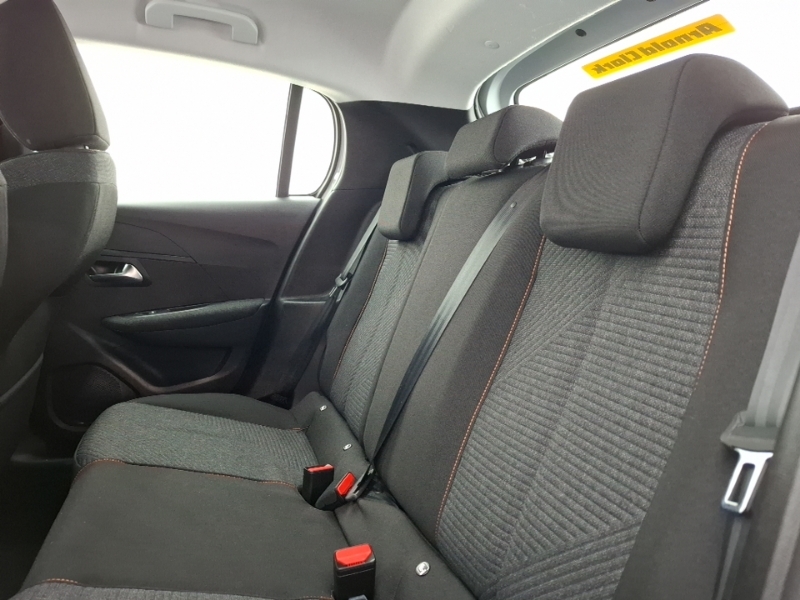 Peugeot 208 Hatchback Special Edi 1.2 Puretech 100 Style White #6