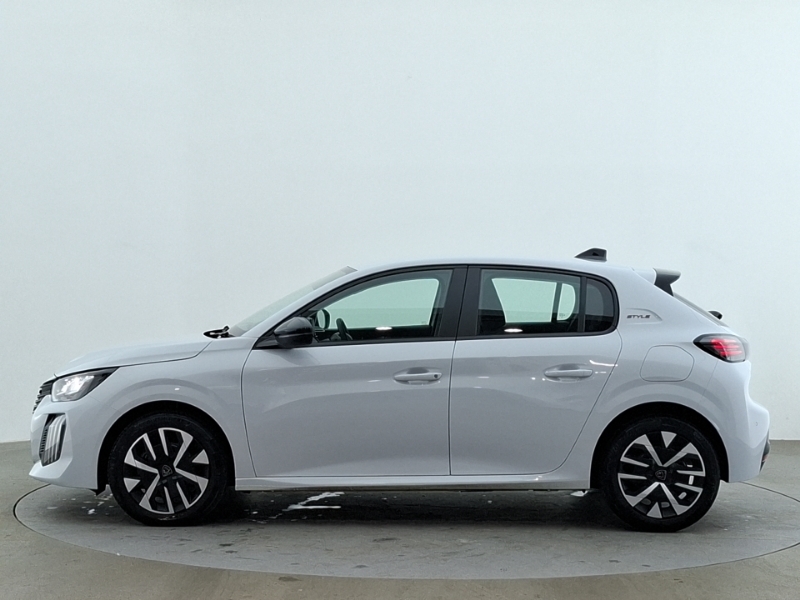 Peugeot 208 Hatchback Special Edi 1.2 Puretech 100 Style White #4