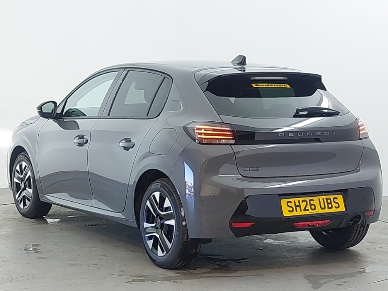 Peugeot 208 1.2 Puretech 100 Allure Black #2