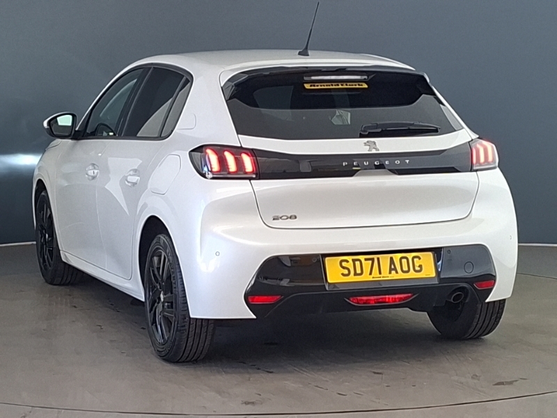 Peugeot 208 1.2 Puretech 100 Allure White #2