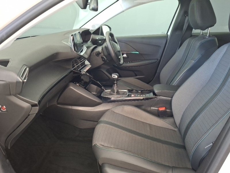 Peugeot 208 1.2 Puretech 100 Allure White #5