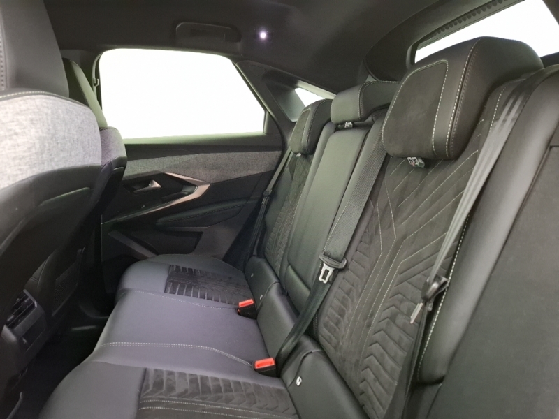Peugeot 3008 1.2 Hybrid 136 Gt E-dsc6 Grey #6