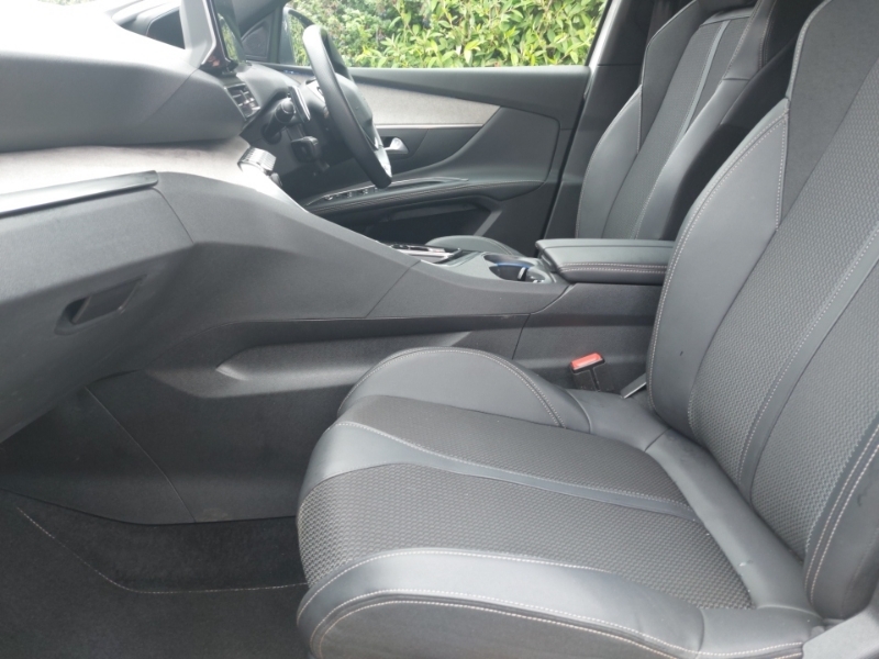 Peugeot 5008 1.2 Puretech Gt Eat8 White #5