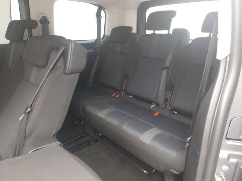 Peugeot e-Traveller E-traveller Active Grey #17