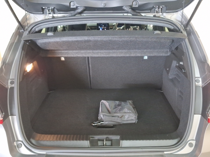Renault Captur Techno Blue #18