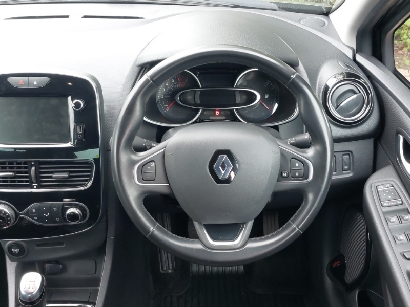 Renault Clio Hatchback Black #8