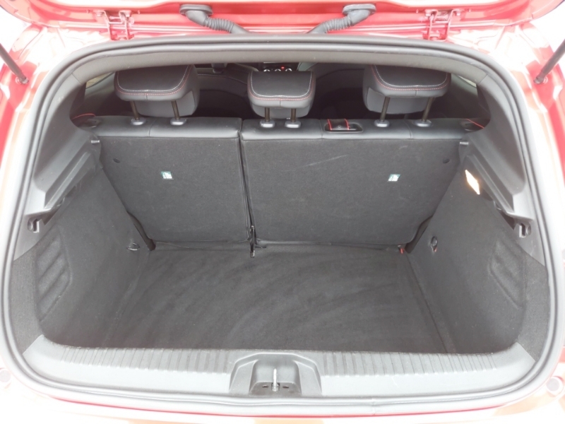 Renault Clio Hatchback Red #18