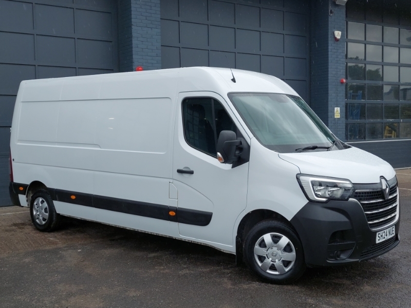Renault Master Lm35 Blue Dci 135 Advance Medium Roof Van White #6