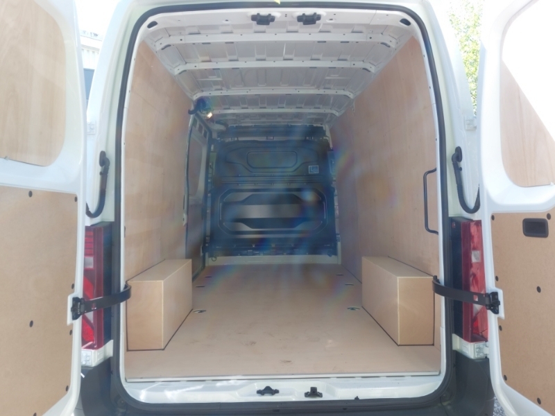 Renault Master Master Mm35 Blue Dci 150 Advance Medium Roof Van A White #18