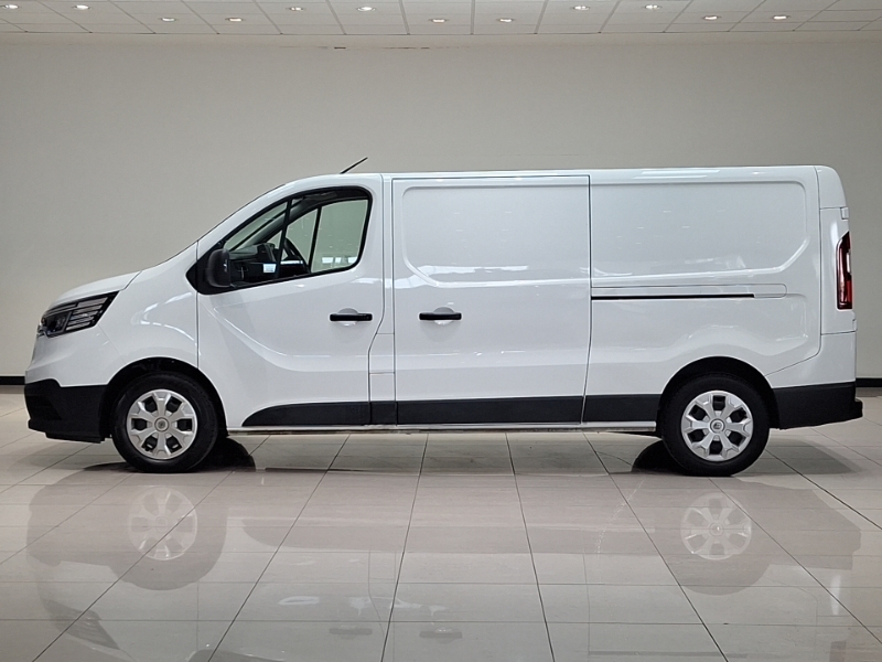 Renault Trafic Ll30 Blue Dci 130 Advance Safety Van White #4