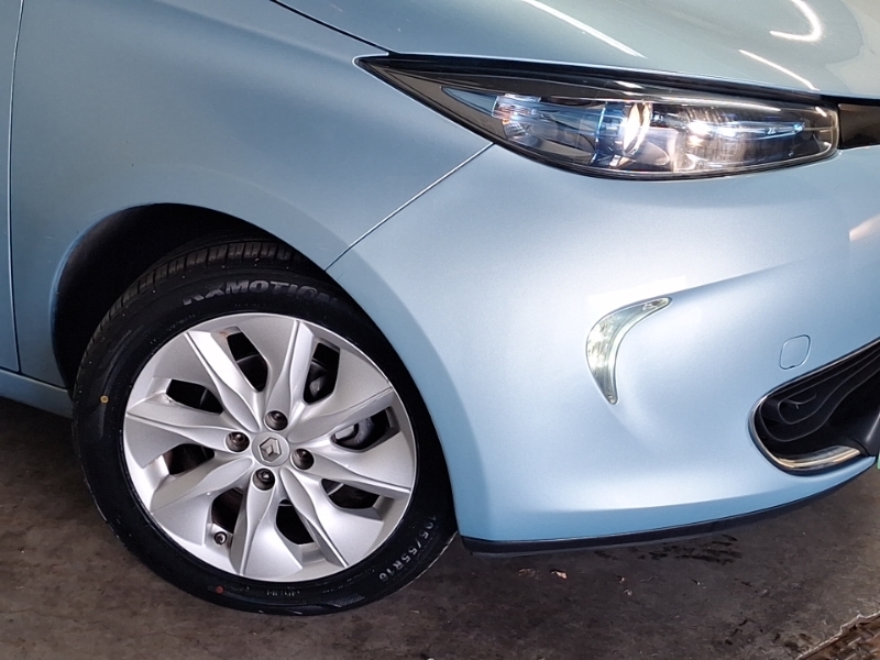 Renault Zoe Hatchback White #20
