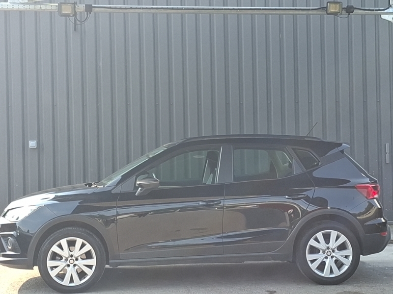 Seat Arona 1.0 Tsi Se Black #4