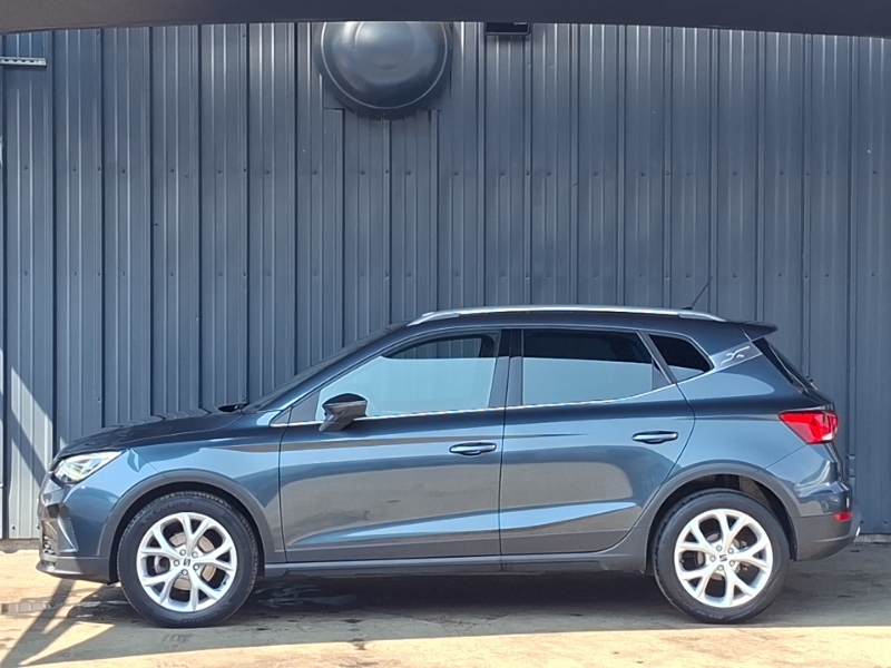 Seat Arona 1.0 Tsi 110 Fr DA22JBO Grey #4