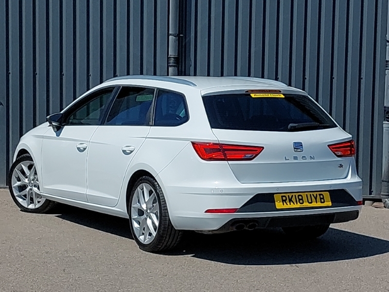 Seat Leon 1.8 Tsi Fr Technology Dsg RK18UYB White #2