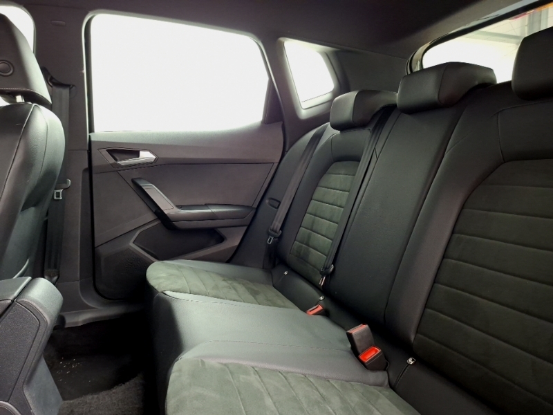 Seat Arona Fr Black #6