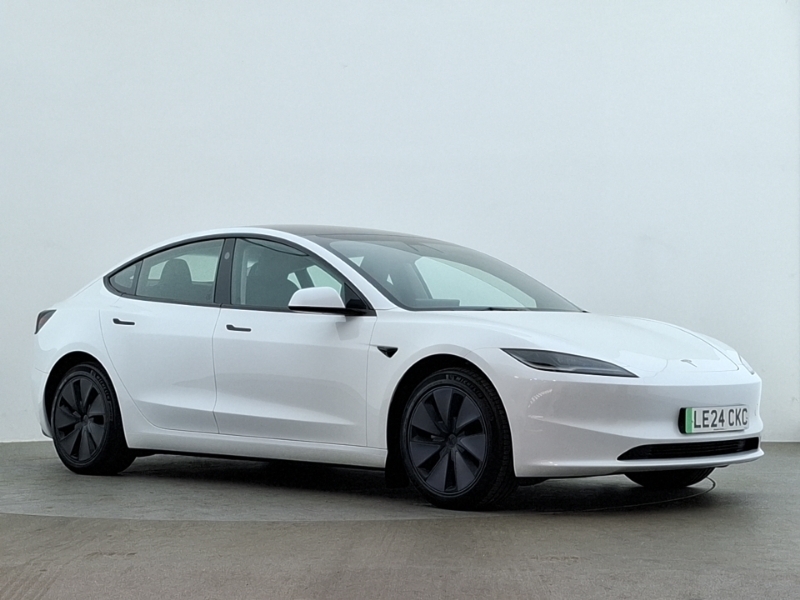 Tesla Model 3 Saloon White #7