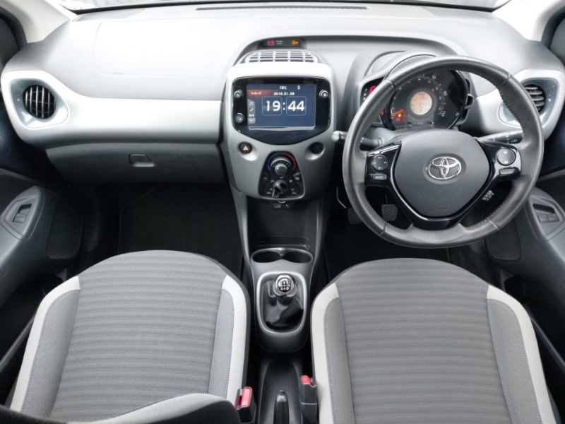 Toyota Aygo 1.0 Vvt-i X-play SP69WMA Grey #3